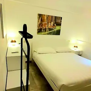 Castello Ground Floor Appartement Venise